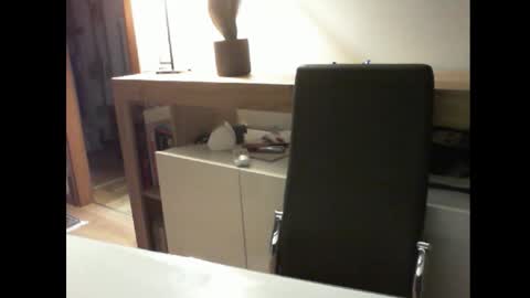 Alexia online show from 02/12/26, 10:05