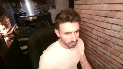 Snapshot of alexlive1 chatting on 11/16/25, 06:57 alexlive1 online show from 11/16/25, 06:57