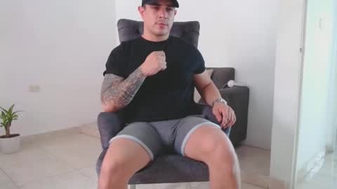 Maximuss online show from 03/01/25, 06:00