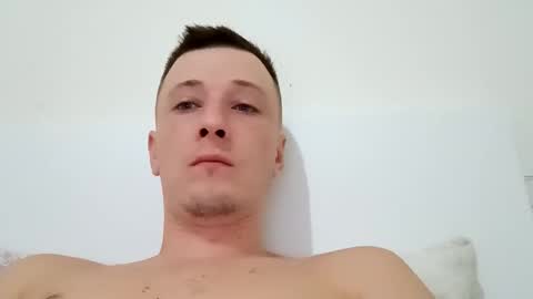 Snapshot of alexniculita33 chatting on 11/20/25, 08:03 alexniculita33 online show from 11/20/25, 08:03