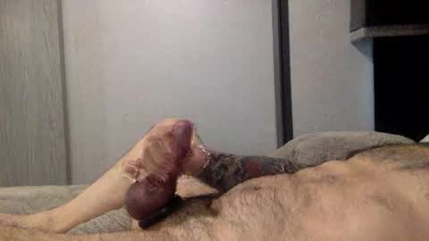 Snapshot of alexsmith9876 chatting on 02/26/26, 04:28 Alexsmith9876 online show from 02/26/26, 04:28