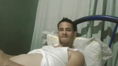 Snapshot of alextico1 chatting on 01/09/25, 05:02 Alex online show from 01/09/25, 05:02