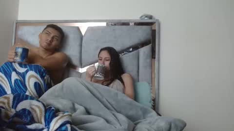 alex y luisa online show from 11/16/25, 03:28