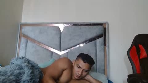 alex y luisa online show from 03/31/26, 02:50