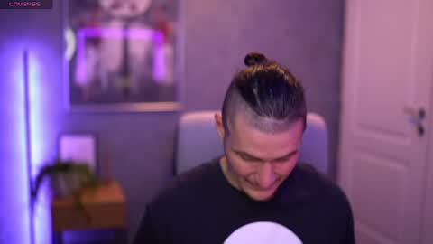 Alex online show from 06/12/26, 03:11