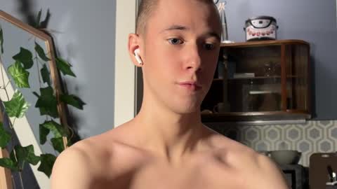 Alex online show from 12/08/24, 08:58