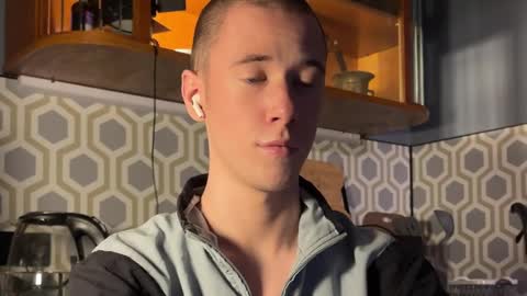 Alex online show from 12/17/24, 12:01