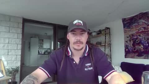 Alex online show from 12/22/25, 04:09