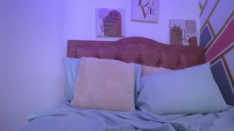 Snapshot of alexxa_cutie chatting on 06/03/26, 02:33 Alexxa online show from 06/03/26, 02:33