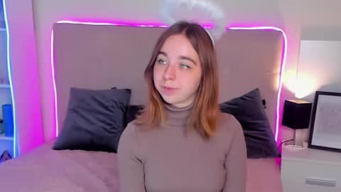 AlexxisSky online show from 12/13/24, 01:01