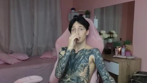 Alex online show from 10/23/25, 12:15