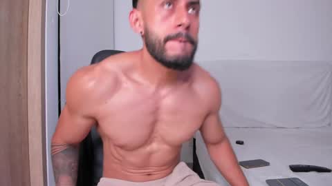 Snapshot of alexxxmachine chatting on 03/09/25, 11:56 Alex freelance model instagram alex b229 online show from 03/09/25, 11:56