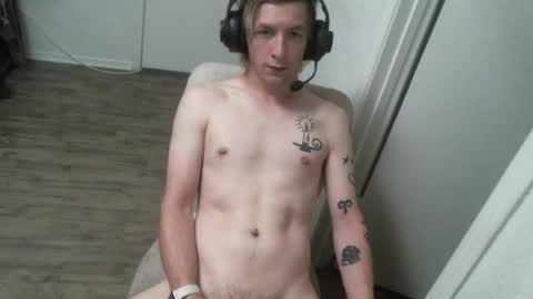 Alexxxmic online show from 10/15/25, 02:17