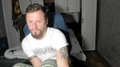 alexyno2022 ONLYFANS online show from 10/26/25, 12:22