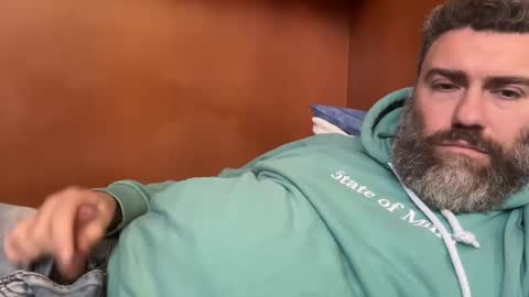 Snapshot of alfali chatting on 02/01/25, 12:58 alfali online show from 02/01/25, 12:58