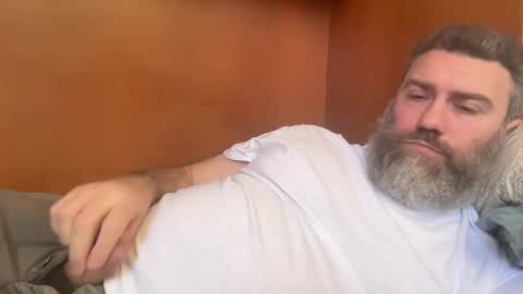 Snapshot of alfali chatting on 03/11/25, 01:12 alfali online show from 03/11/25, 01:12