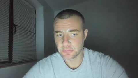 alfiesolomons87 online show from 12/04/24, 07:45