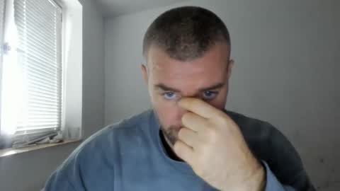 alfiesolomons87 online show from 11/29/25, 09:56