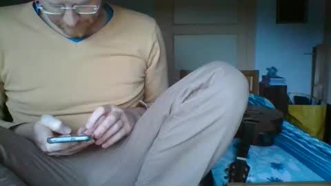 Snapshot of alfredosred123 chatting on 04/03/26, 05:11 Alfredo Ginger huge cock online show from 04/03/26, 05:11