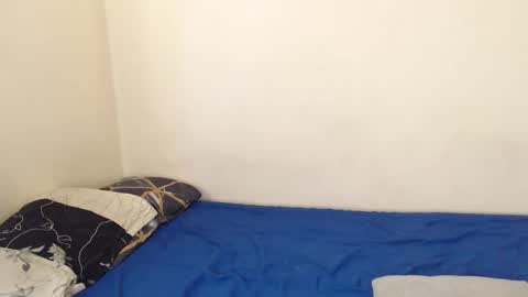 algiz_ online show from 10/13/25, 04:51