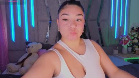 Snapshot of ali_valmont chatting on 02/23/26, 06:49 Ali online show from 02/23/26, 06:49