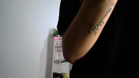 Snapshot of alia_lombardi chatting on 06/18/26, 01:04 Alia Anjali online show from 06/18/26, 01:04