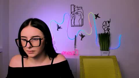 alia skay online show from 12/20/25, 07:21