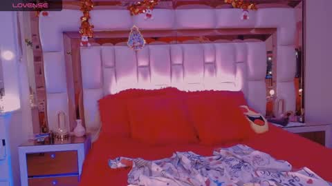 aliana_ross online show from 11/26/25, 12:33