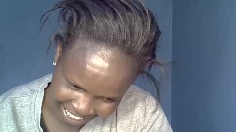 Snapshot of alic_crazy chatting on 12/02/25, 06:52 alic_crazy online show from 12/02/25, 06:52