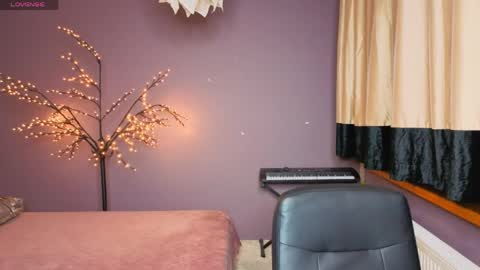 Alica online show from 06/05/26, 06:02