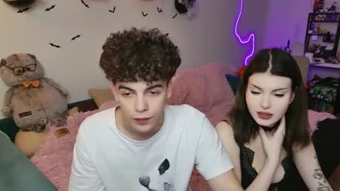 alice and james online show from 10/12/25, 06:29