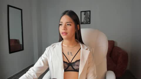 Alice online show from 02/12/25, 02:32