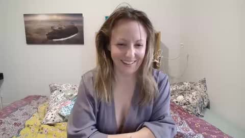 Alice online show from 03/12/25, 02:56