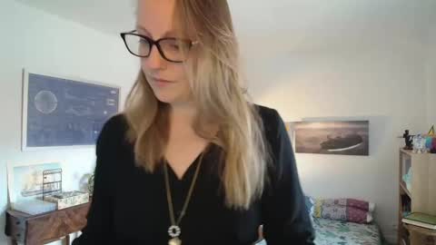 Alice online show from 10/30/25, 10:38