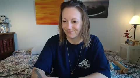 Snapshot of alice8363 chatting on 05/16/26, 08:44 Alice online show from 05/16/26, 08:44