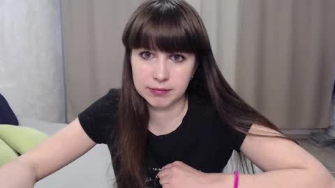 alice_59 online show from 12/04/25, 10:57