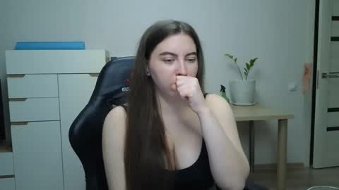 Alice online show from 03/25/26, 02:45