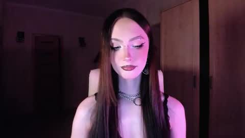 Alice Aris online show from 10/03/25, 06:38