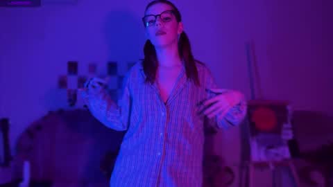 Alice online show from 11/25/25, 09:48