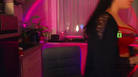 A R Y A  T I A online show from 12/10/24, 08:38