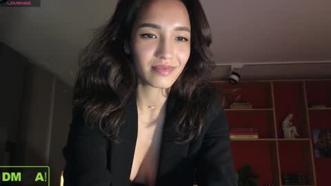 A R Y A  T I A online show from 12/20/24, 05:29