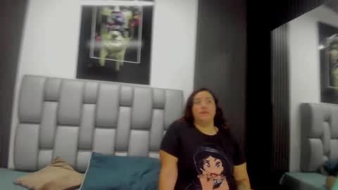    online show from 10/09/25, 11:52