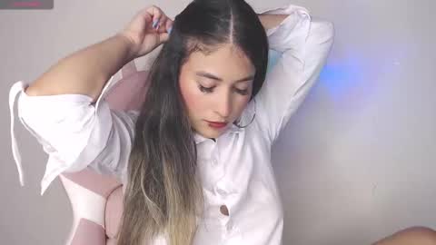 alice_cespedes online show from 10/26/25, 06:25