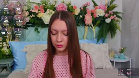 Snapshot of alice_charmy chatting on 01/31/26, 07:11 Alice in Wonderland online show from 01/31/26, 07:11