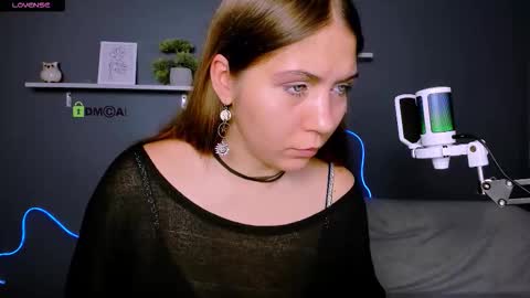 alice_cold online show from 09/23/25, 05:54