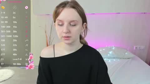 Snapshot of alice_diva chatting on 12/19/24, 04:13 Alice GMT2 Mon 3-9 AM Tue 3-9 AM Fri 3-9 AM Sat 3-9 AM Sun 3-9 AM online show from 12/19/24, 04:13