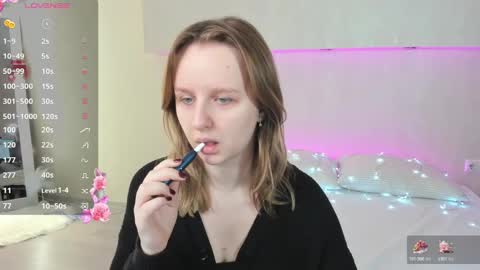 Snapshot of alice_diva chatting on 12/22/24, 01:12 Alice GMT2 Mon 3-9 AM Tue 3-9 AM Fri 3-9 AM Sat 3-9 AM Sun 3-9 AM online show from 12/22/24, 01:12