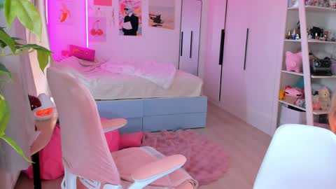 Alichery online show from 04/22/26, 03:20