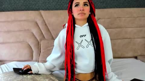 alice foxred online show from 03/19/26, 06:01