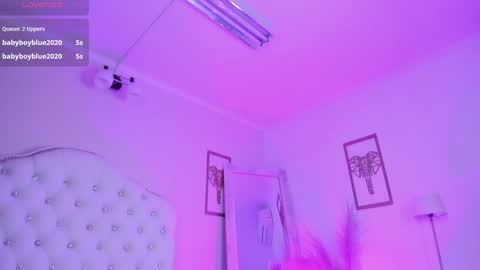 Snapshot of alice_graay_ chatting on 01/17/25, 08:45 Alice Graay online show from 01/17/25, 08:45